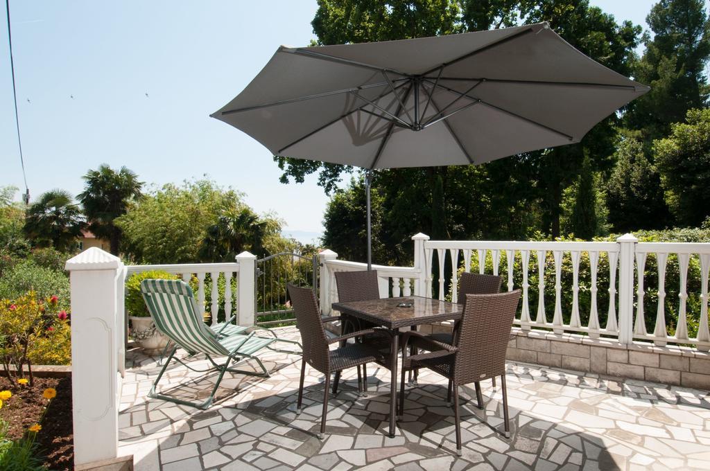Apartments Villa Salona Opatija Phòng bức ảnh
