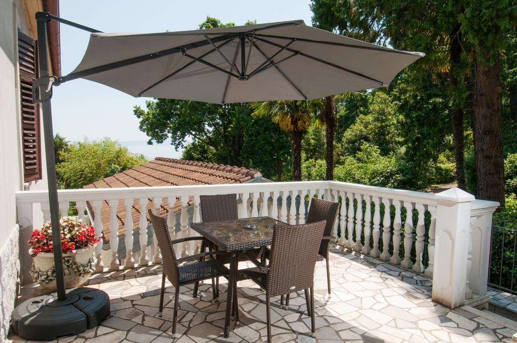 Apartments Villa Salona Opatija Phòng bức ảnh