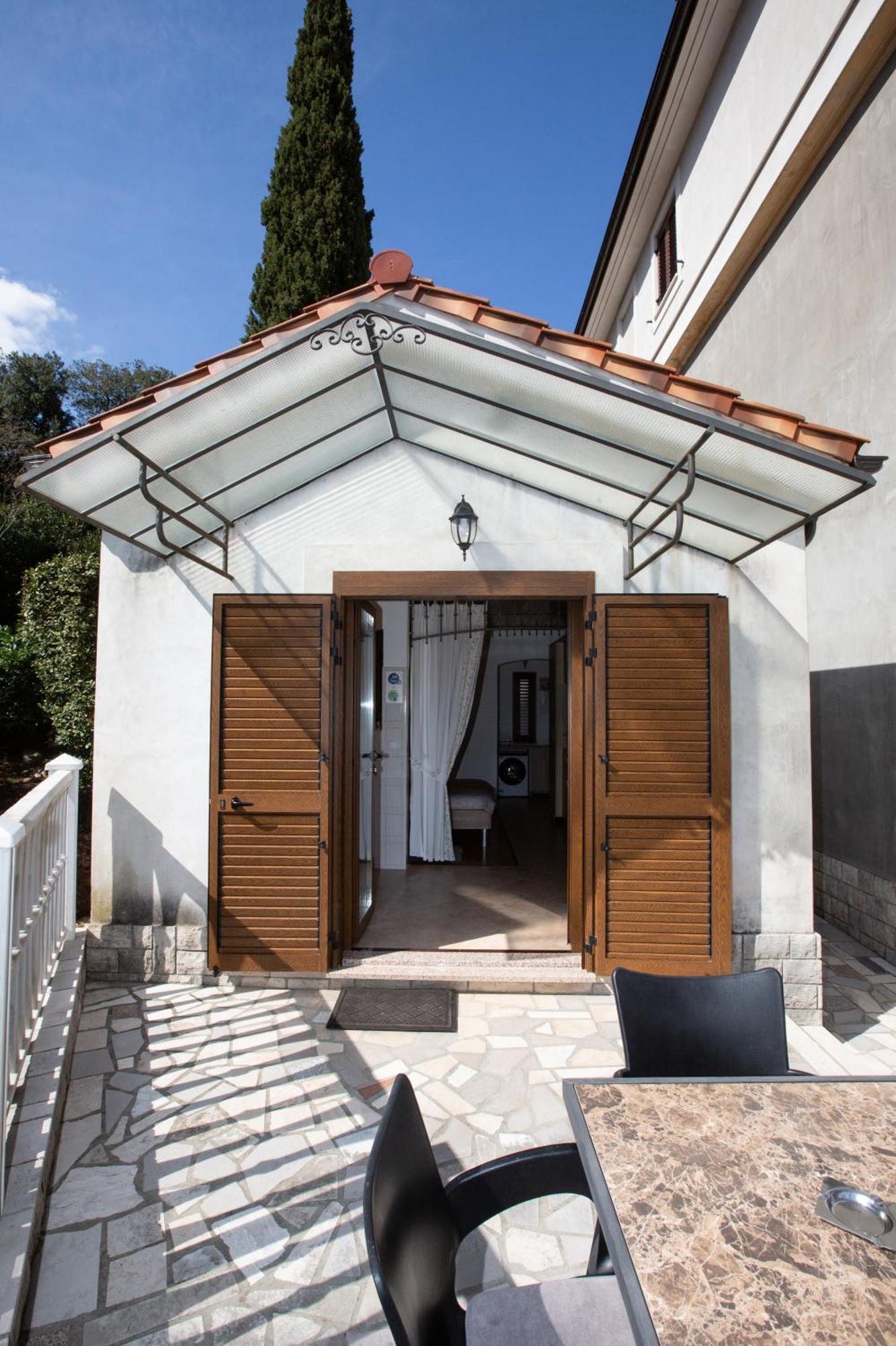 Apartments Villa Salona Opatija Ngoại thất bức ảnh
